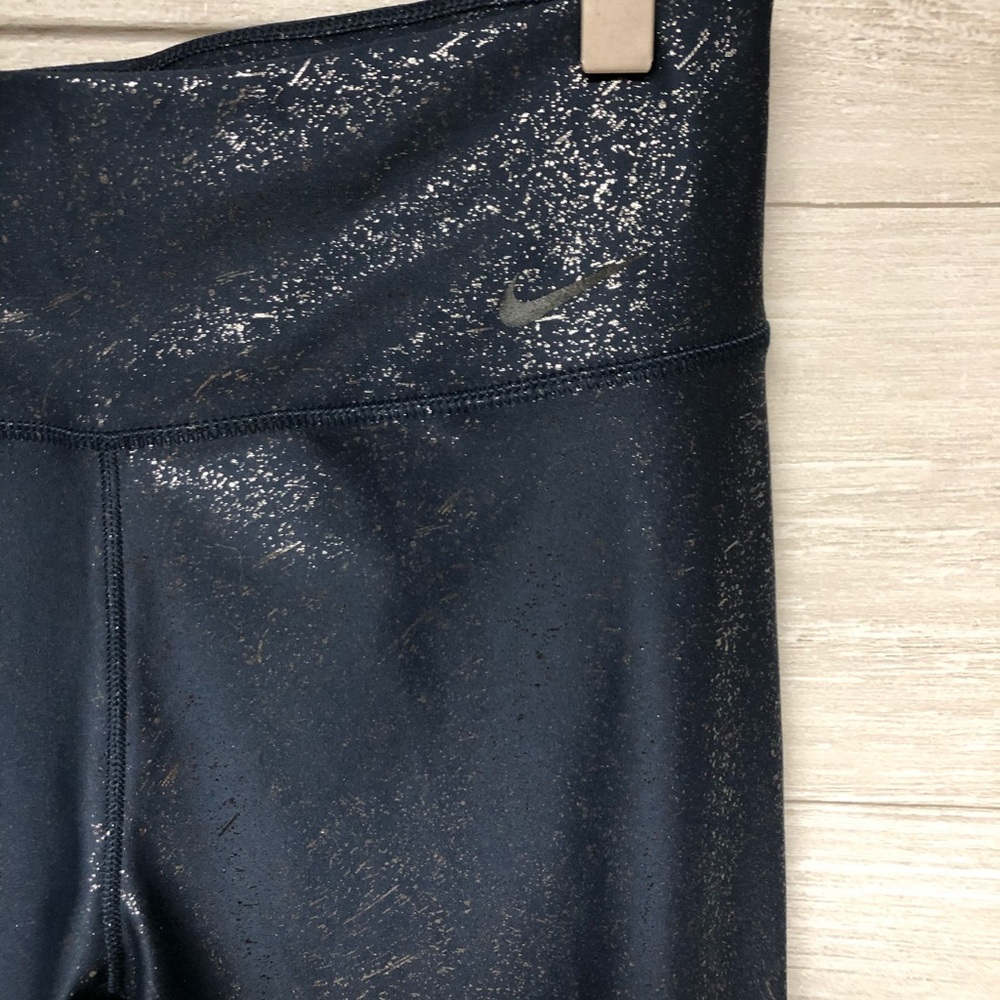 * | Nike | shimmer leggings. Size M. - Picture 3 of 7